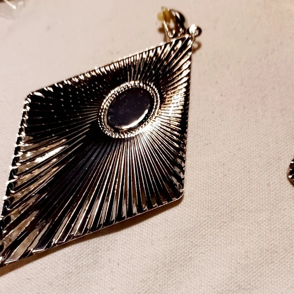 Extra Large silver metal clip on earrings - Picture 2 of 3